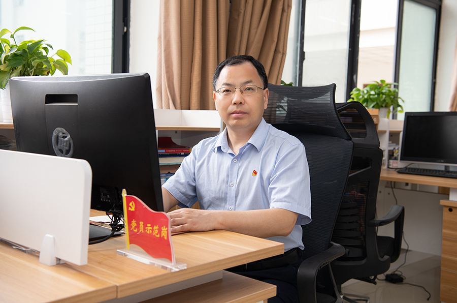付少华1.jpg