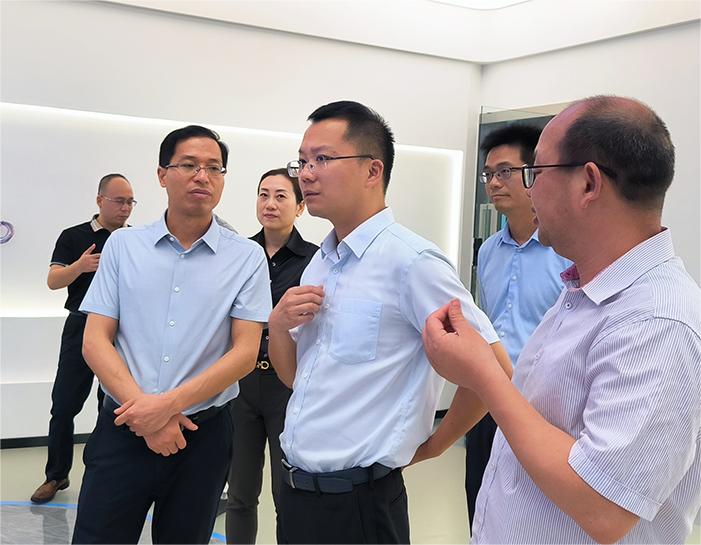 HkPn_1687159324291085187.jpg