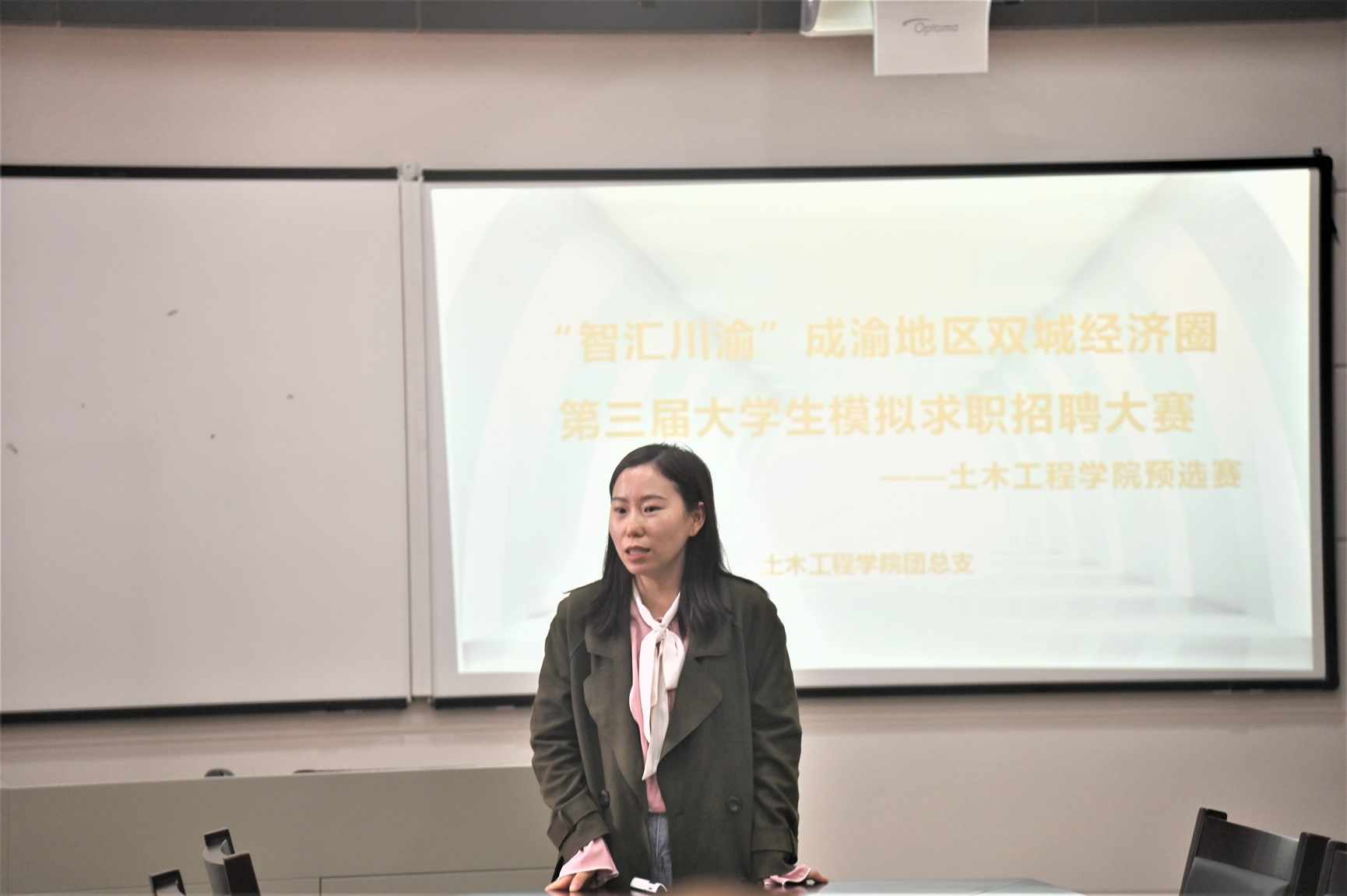 abRV_1650710984176072615.jpg