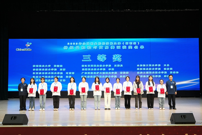 图1.jpg