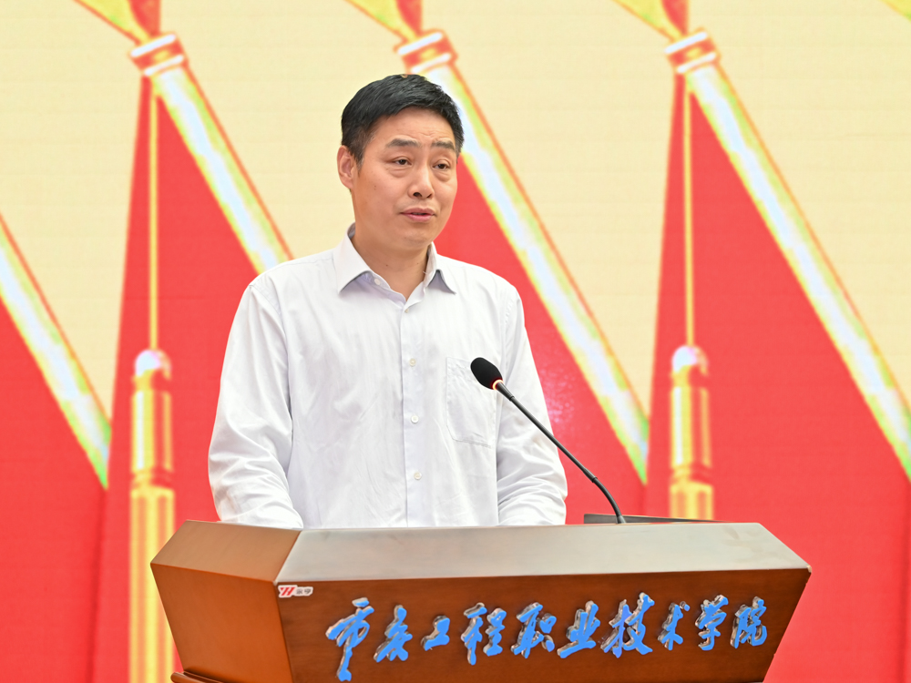 AYH_8710.jpg