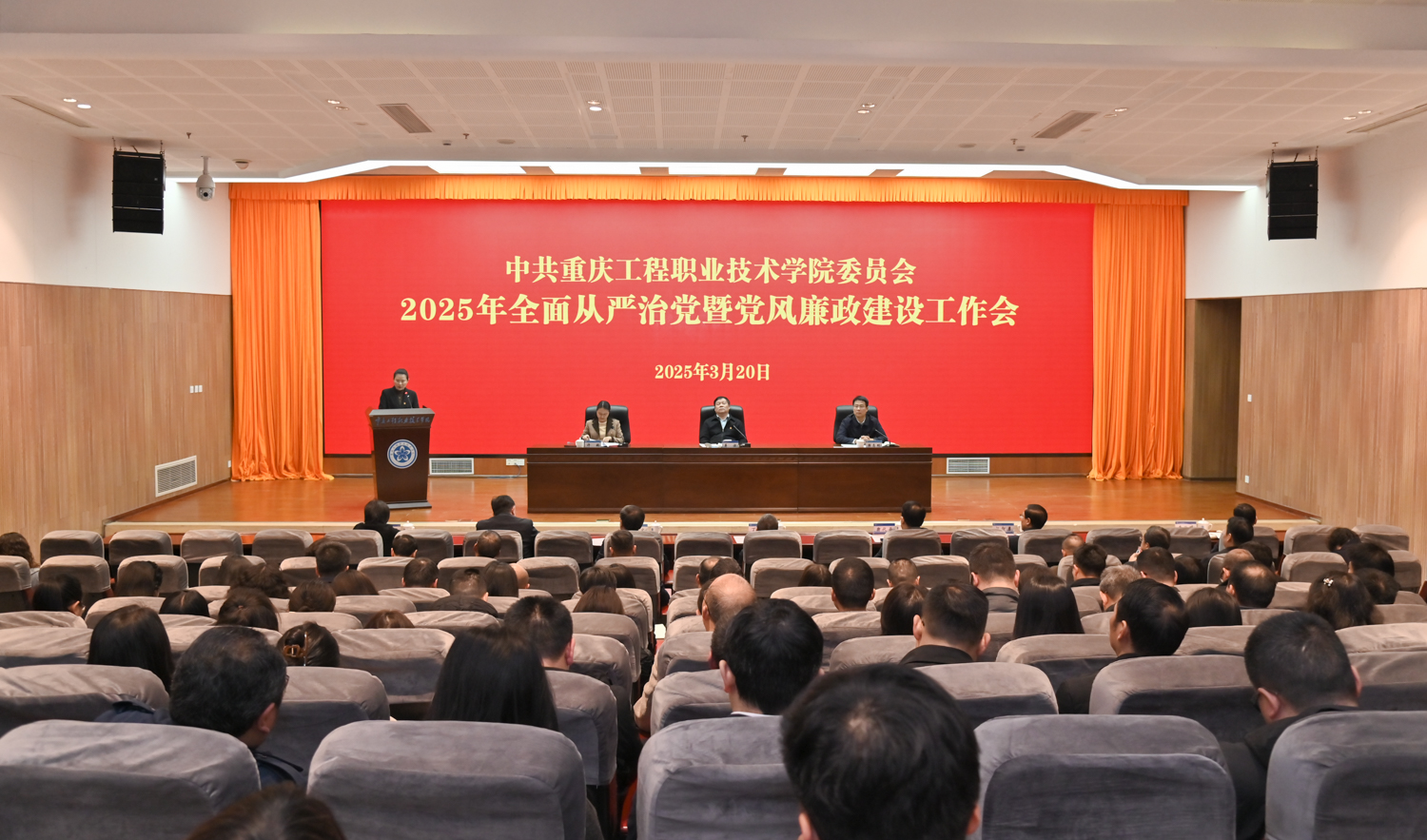 iogA_1742517697638054579.jpg