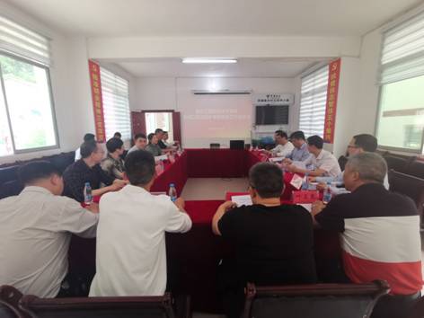 沿河乡迎红村帮扶工作座谈会.jpg